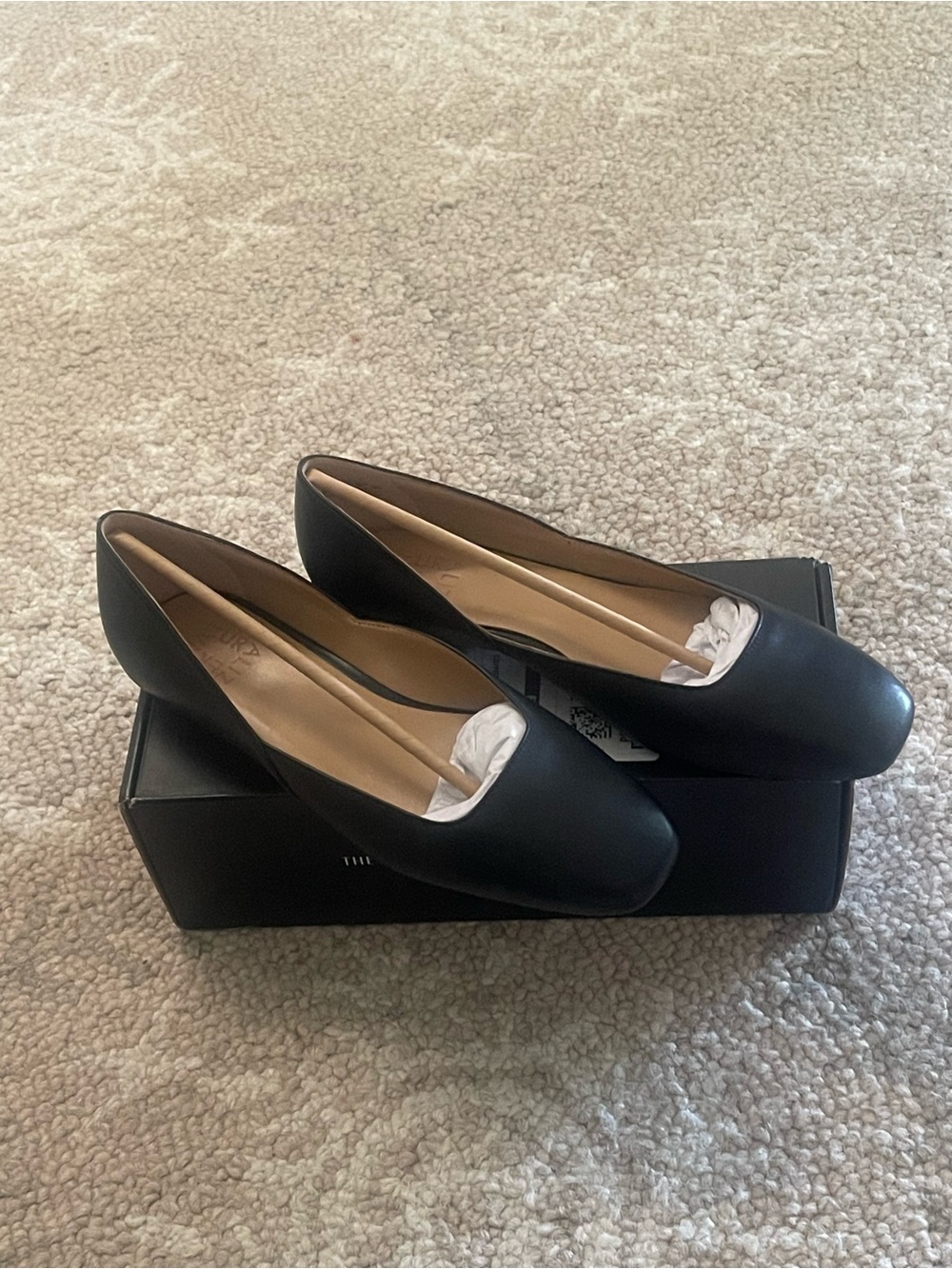 Naturalizer Black Leather Ballet Flats